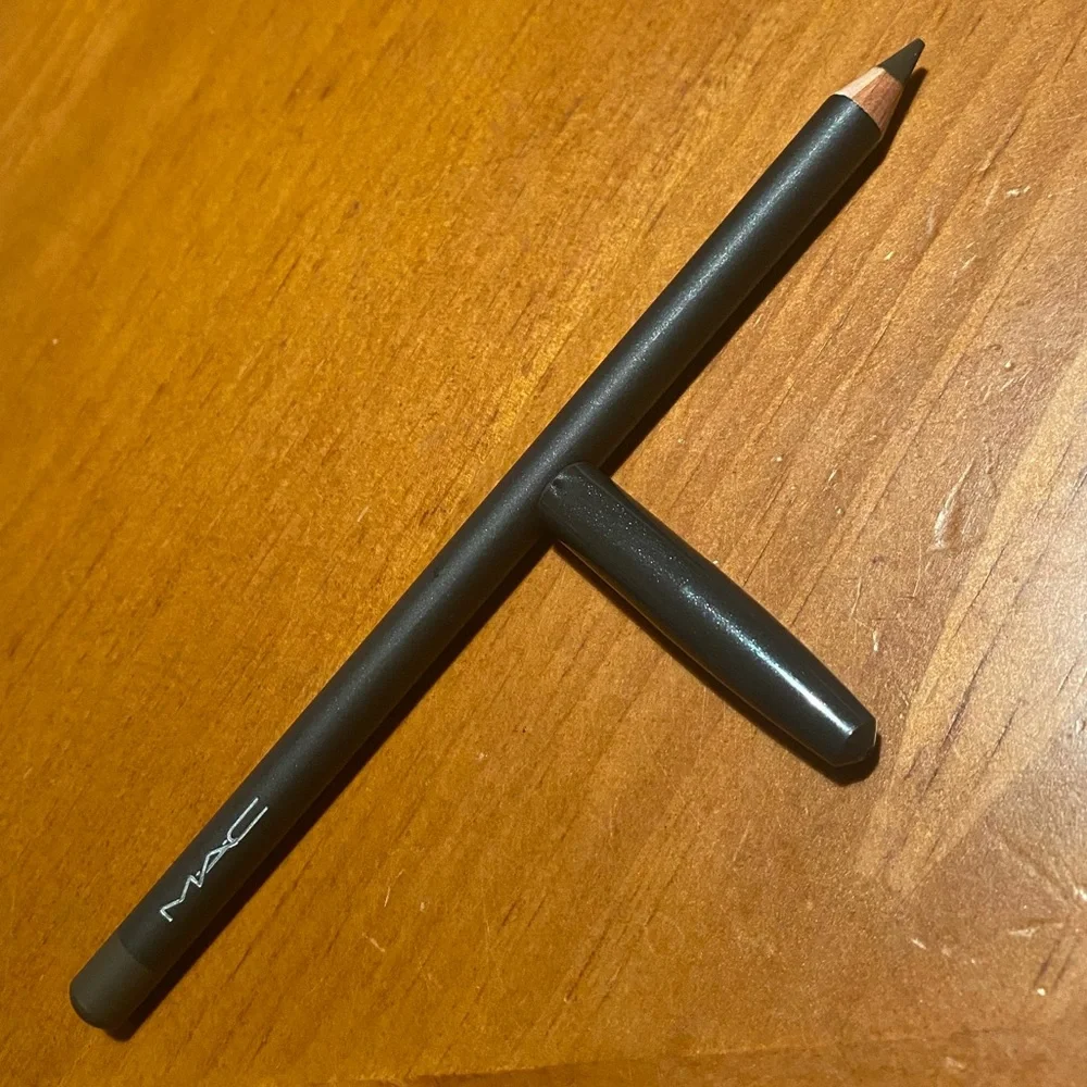 MAC Cosmetics brand new